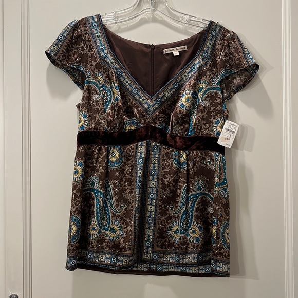 Holiday top - Picture 1 of 4